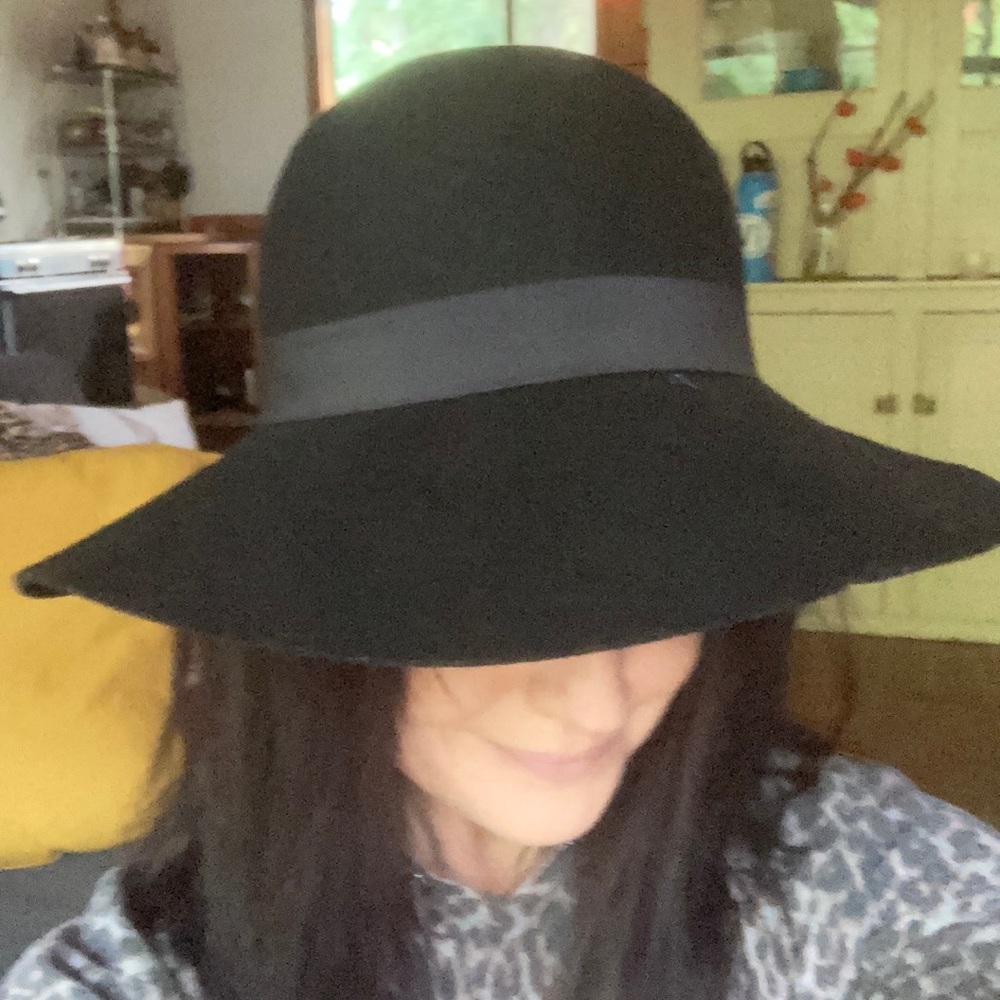 COPY - Felt hat